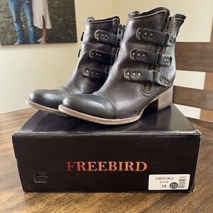 Freebird Grecko size 10 LIKE NEW